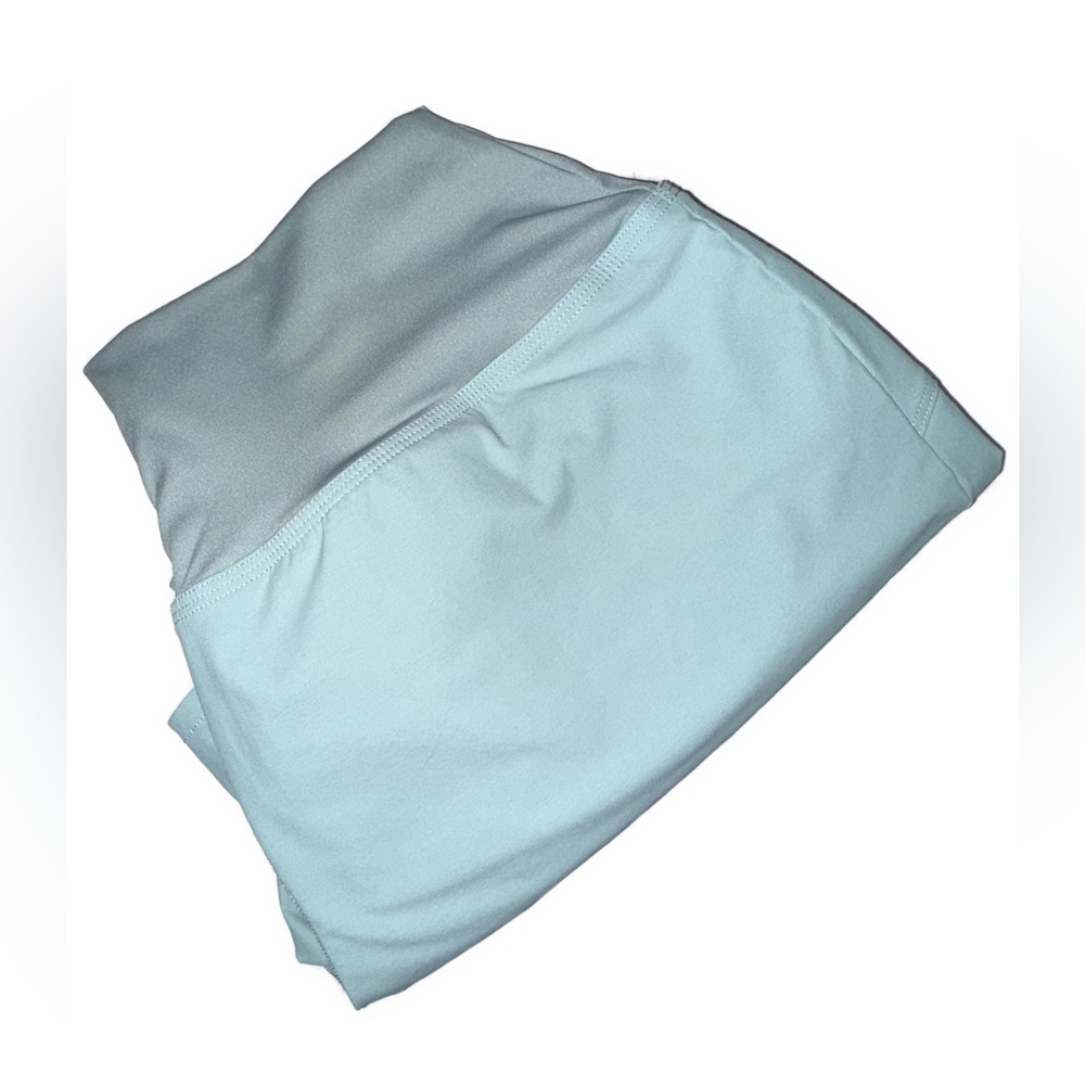 Gilly Hicks High-Rise Athletic Shorts Lined Size Medium Light Blue gym yoga run - Picture 4 of 10